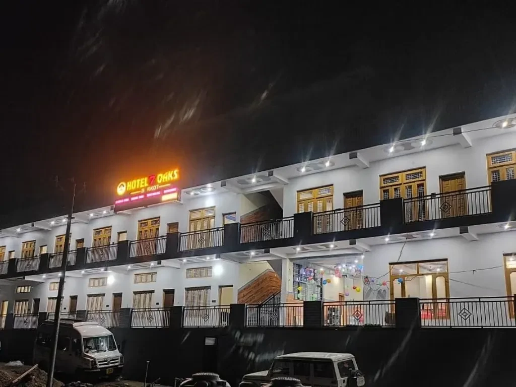 Hotel 7 Oaks Barkot [Hotel Full View]