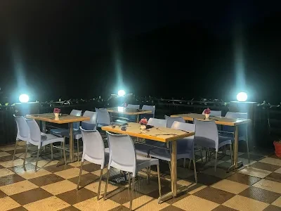 Hotel Shiva Barkot Barkot [Open Roof Restaurant]
