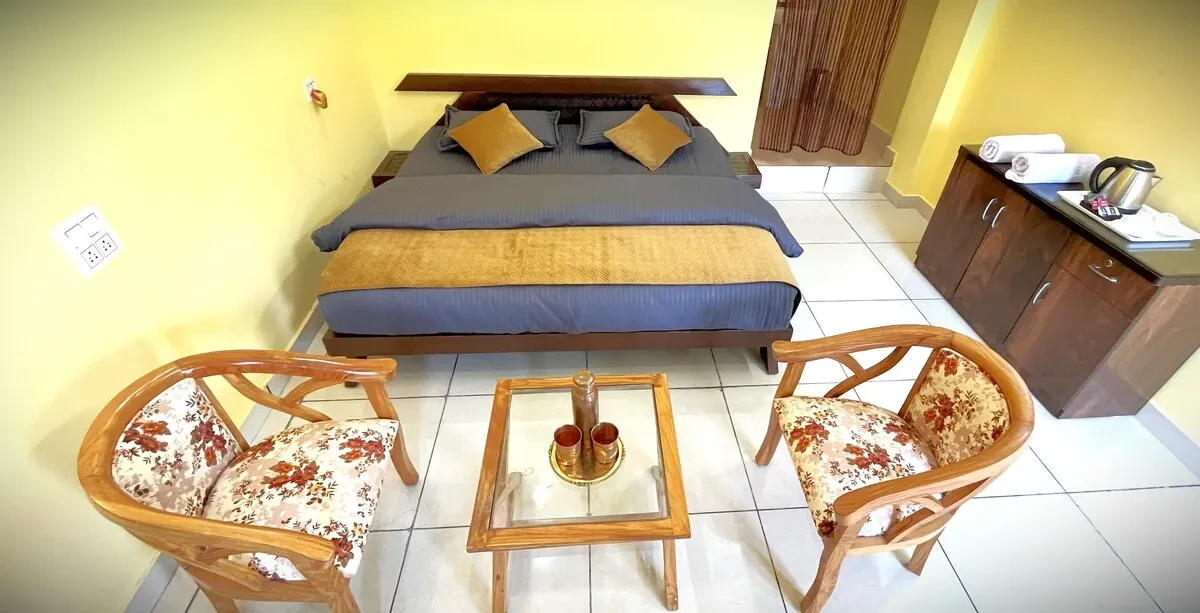 Hotel Shivlinga Villa Barkot [Full Room View]