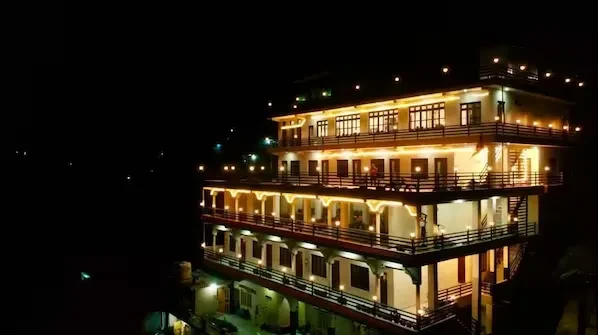 Hotel Shivlinga Villa Barkot [Hotel Full View]