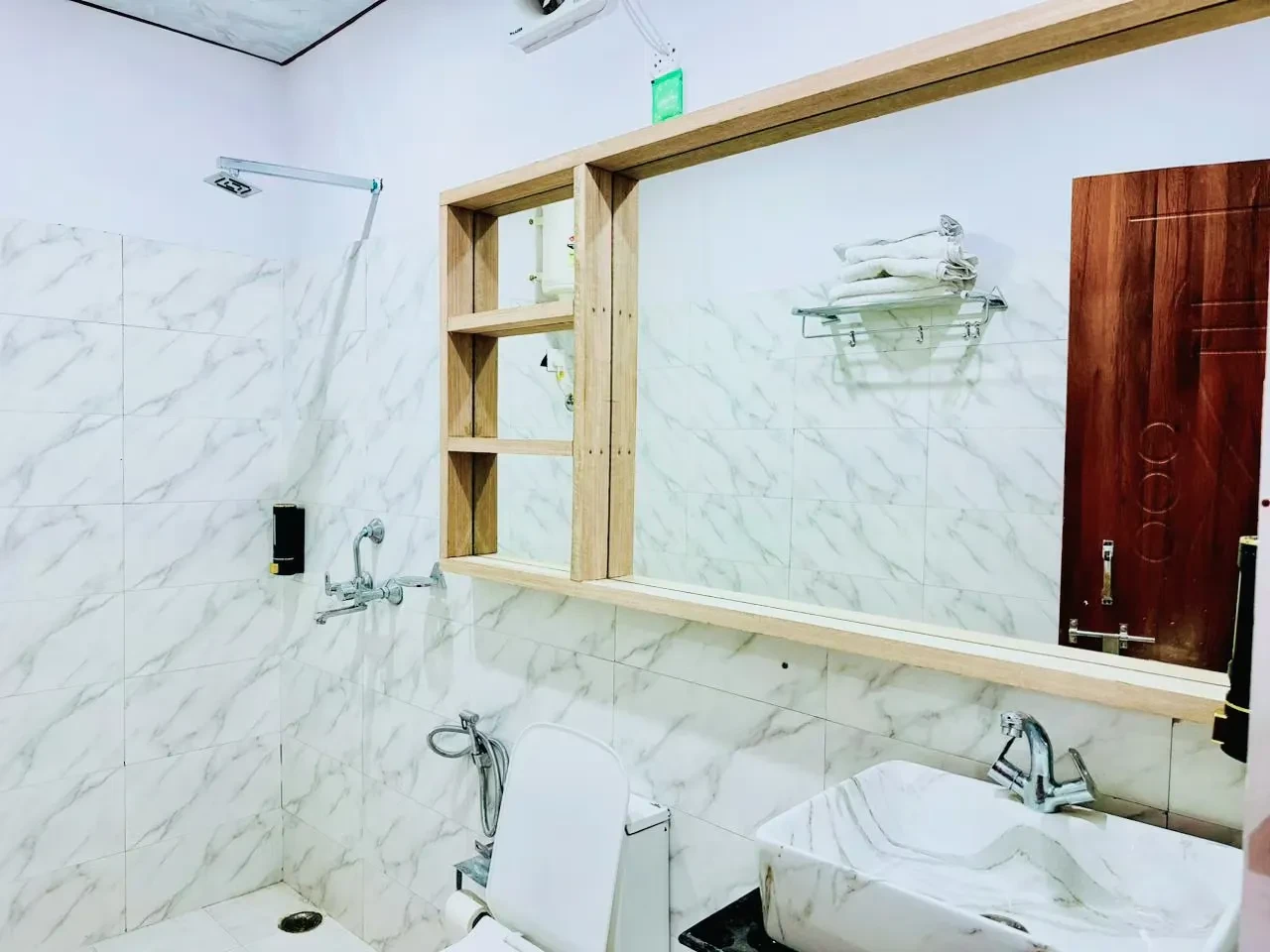 Divyam Resort Barkot Barkot [Attached Bathroom]