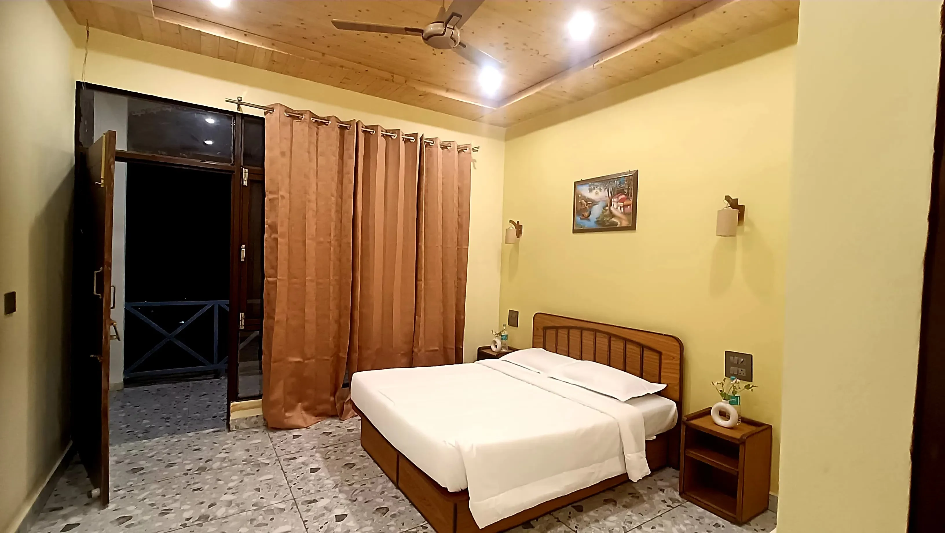 Krishna Courtyard Barkot Resort Barkot [Modern Bed Room]